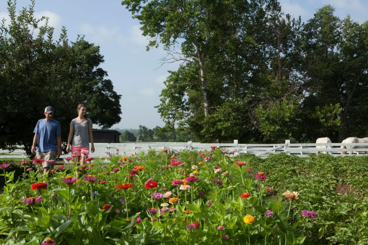 Shaker Village Of Pleasant Hill Harrodsburg Экстерьер фото
