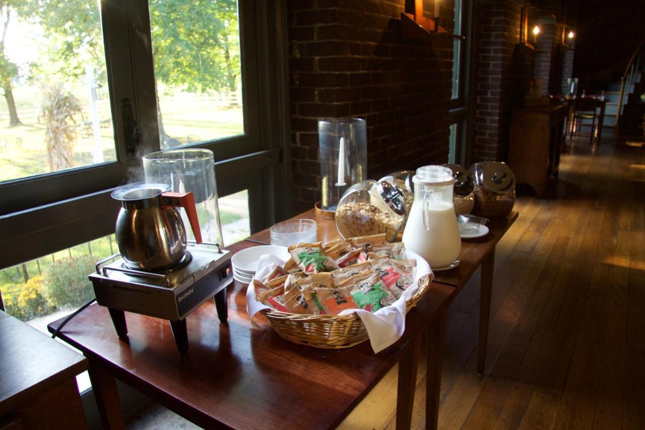 Shaker Village Of Pleasant Hill Harrodsburg Экстерьер фото