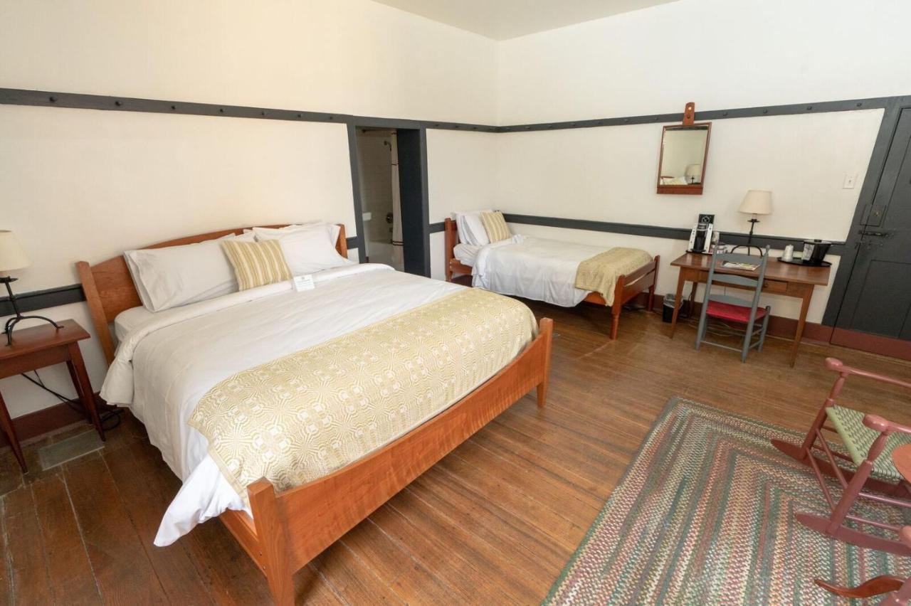 Shaker Village Of Pleasant Hill Harrodsburg Экстерьер фото