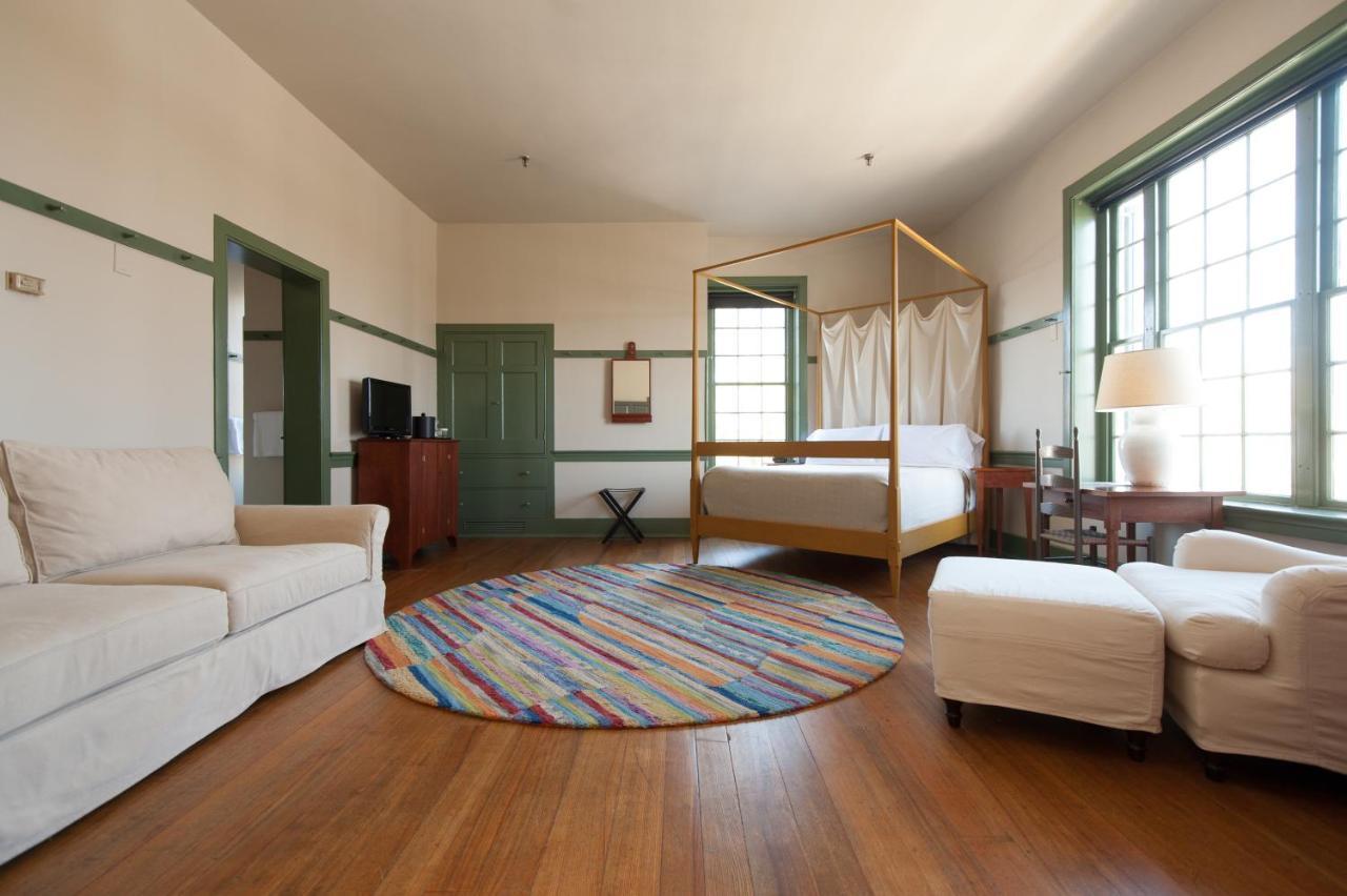 Shaker Village Of Pleasant Hill Harrodsburg Экстерьер фото
